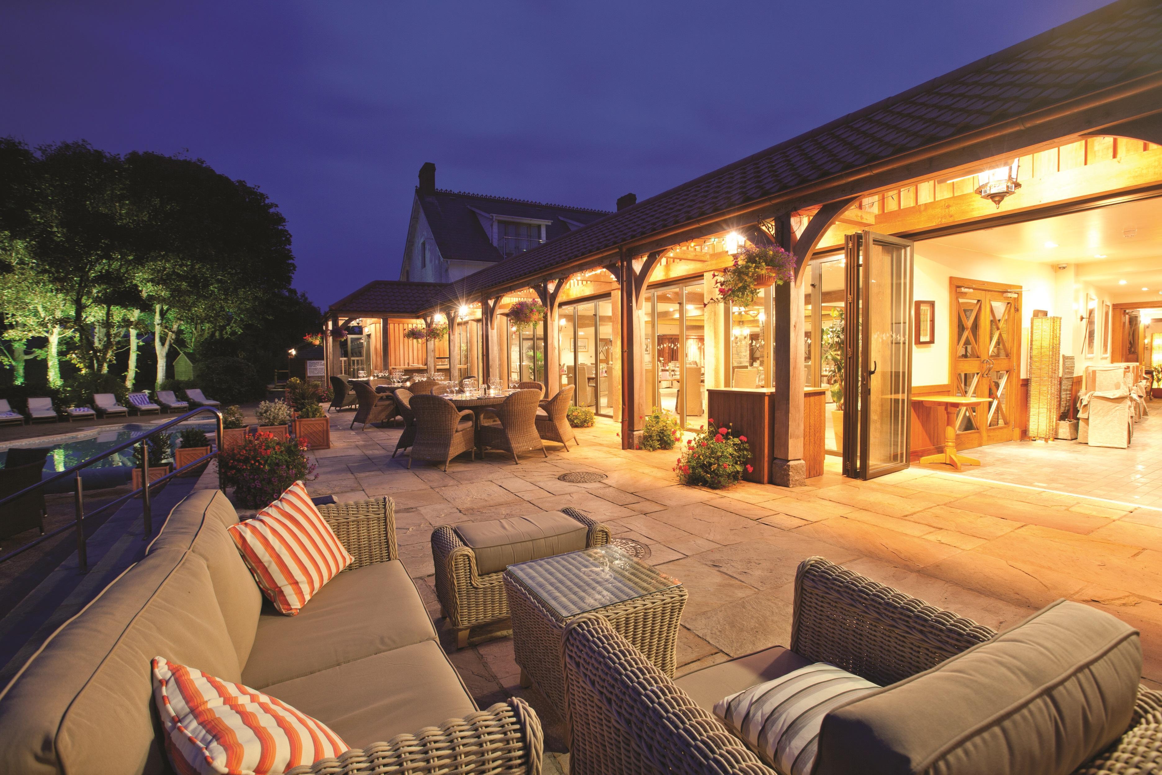 The Farmhouse Hotel And Restaurant Saint Saviour Einrichtungen foto